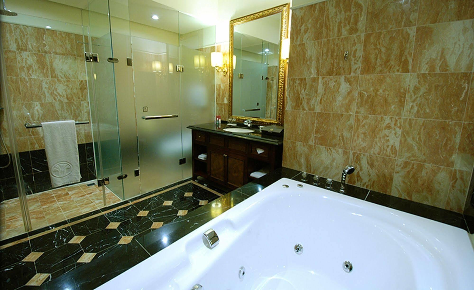 Capital Hotel Dazhi 臺北 外观 照片
